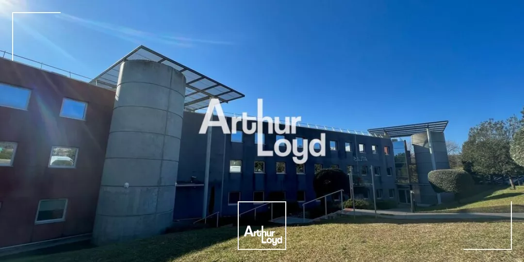 Location bureaux 151 m² - Environnement tertiaire - Sophia Antipolis