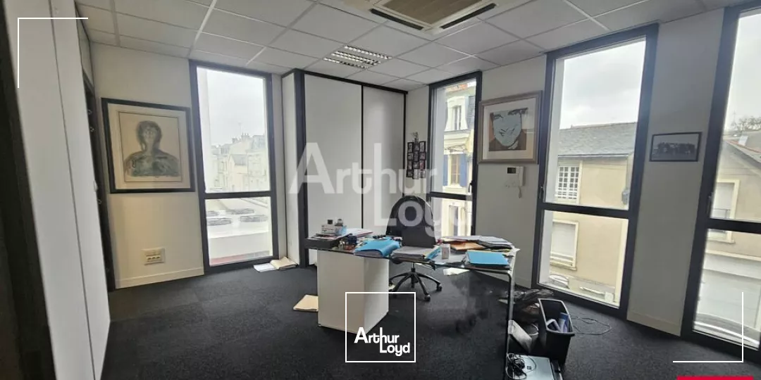 Angers Saint Serge/Centre bureaux de 99 m² à louer