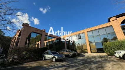 Bureaux à vendre 600 m² sur 2 niveaux divisibles dès 300 m² - Offre immobilière - Arthur Loyd