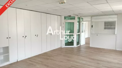 Bureaux de 28.5 m² open space en R+4 à la location Nice centre - Offre immobilière - Arthur Loyd